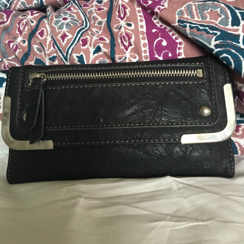 Nine West black wallet